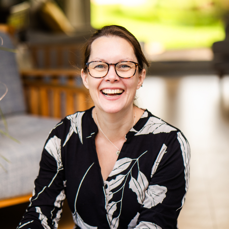 About 1 Picture of Chrissy Halton, Owner of Organise My House